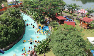 Lazy River Water Kingdom Mekarsari