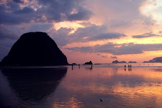 Pantai Pulau Merah Banyuwangi