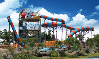 Boomerang Slide Water Kingdom Mekarsari